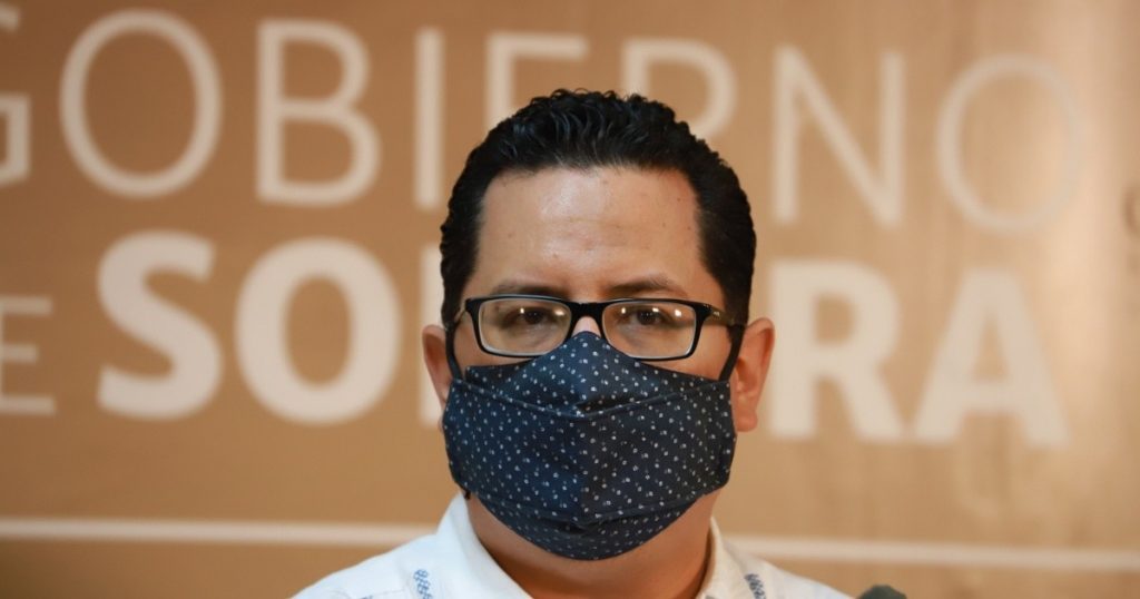 José Luis Alomía Zegarra, secretario de Salud