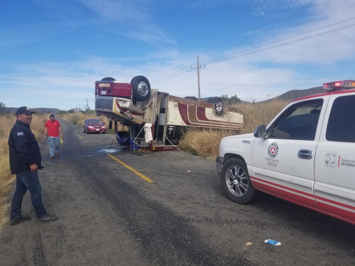 Atiende Protección Civil Estatal accidente de autobús en el tramo Yécora-Ciudad Obregón