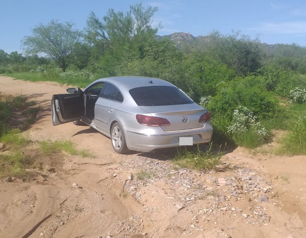 Incautan más de un kilogramo de sustancia similar al narcótico y pastillas al sur de Hermosillo