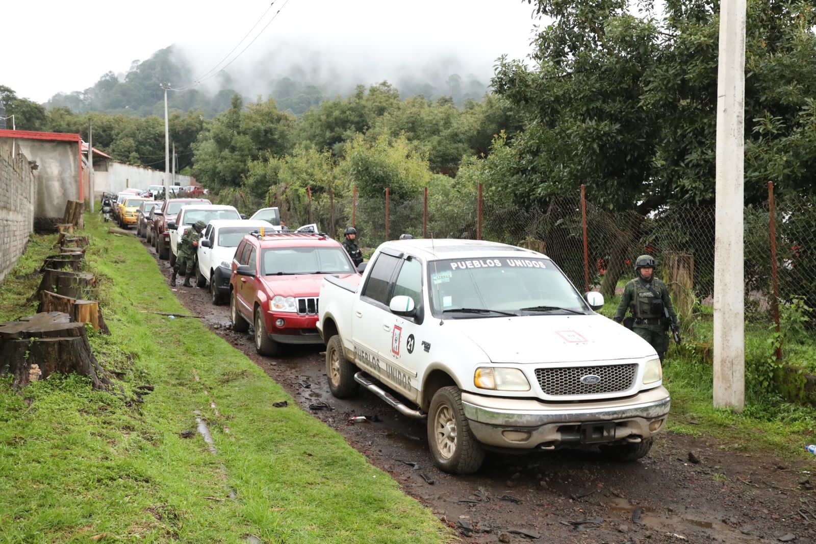 México: detienen a 164 supuestos miembros de un grupo armado. Foto Twitter @SSeguridad_Mich