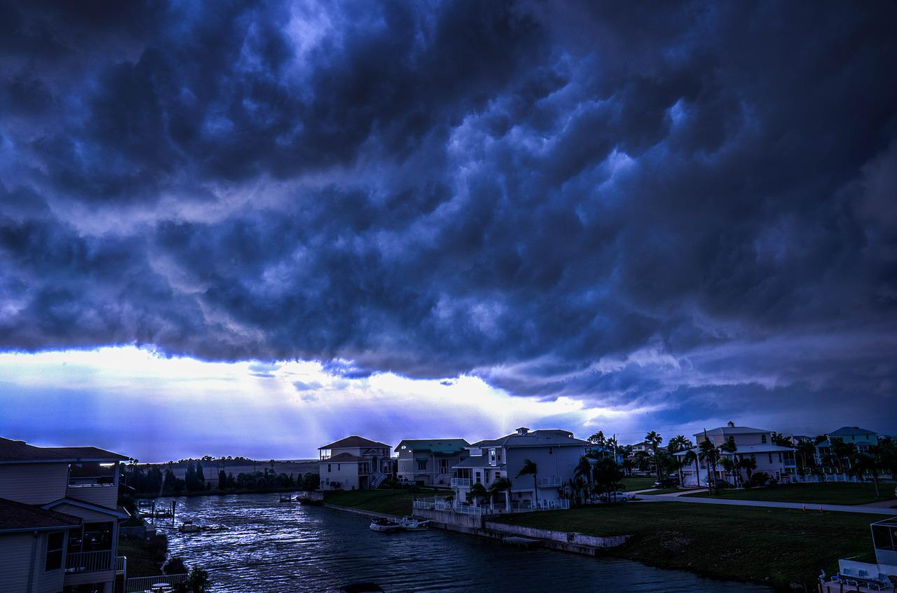 Alerta por nuevo sistema en el Golfo de México, se convertirá en tormenta tropical. Imagen de Michelle Raponi en Pixabay
