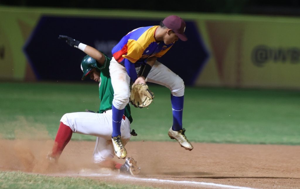 Vence México a Venezuela en la Copa Mundial de Beisbol U15