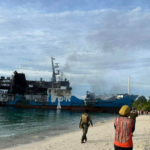 Al menos 31 muertos al incendiarse el ferry en que viajaban. Foto Twitter @NPVe01
