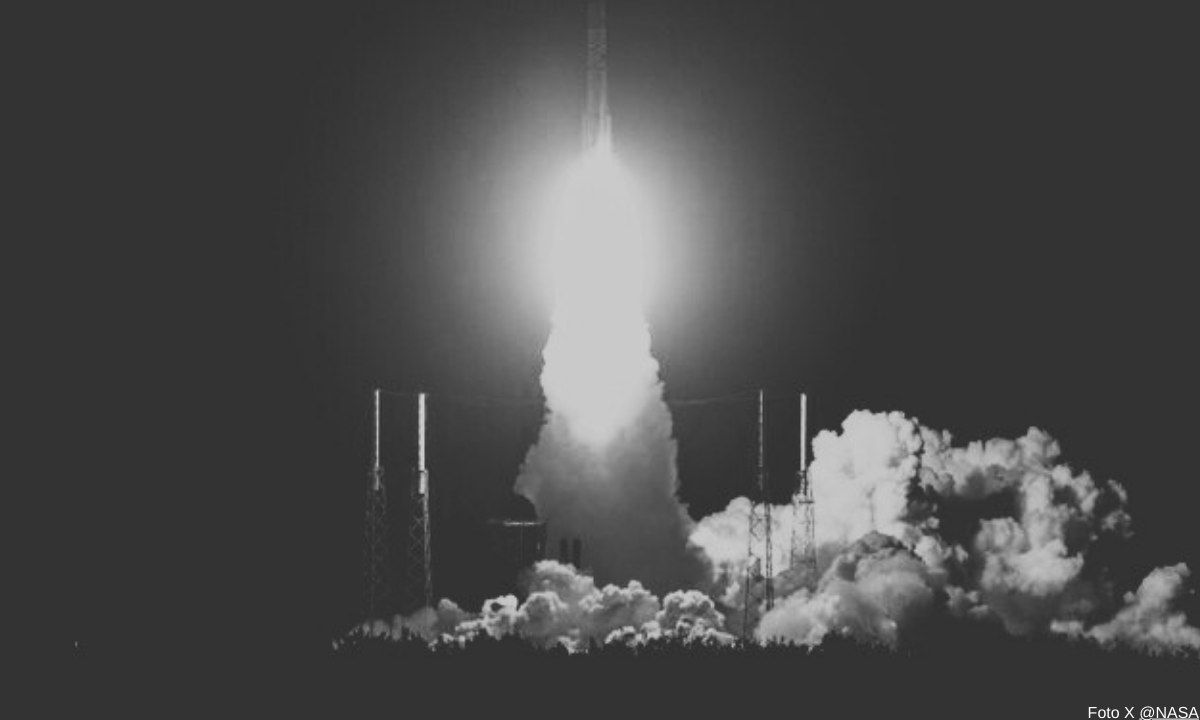 Inicio de la misión Peregrine con el lanzamiento del cohete Vulcan Centaur de United Launch Alliance desde la Estación de la Fuerza Espacial de Cabo Cañaveral en Florida (EE. UU). Imagen: GREGG NEWTON/AFP/Getty Images