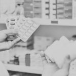 Alerta Cofepris de medicamentos falsificados para tratamientos de VIH y cáncer de mama