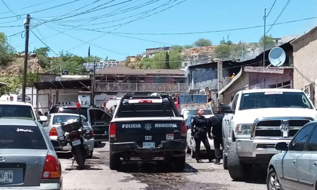 Incendio intencional destruye alrededor de 10 departamentos y un gimnasio