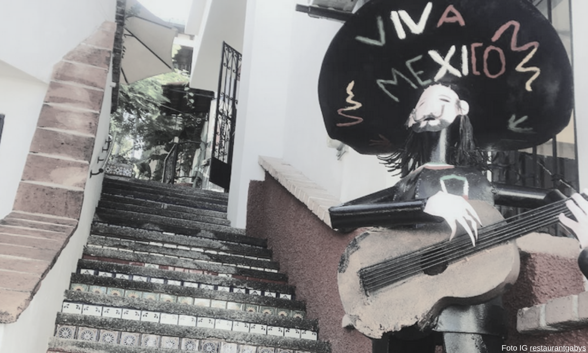 Ciudadanos estadounidenses demandan a restaurante por poner música mexicana en Puerto Vallarta