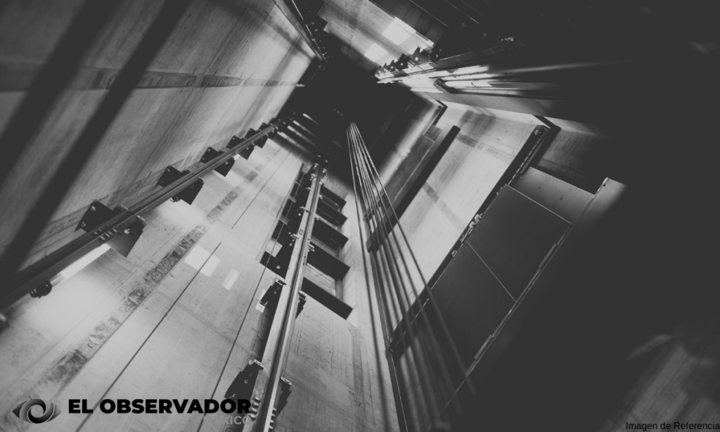 Cae elevador con 10 atletas desde un quinto piso de un hotel