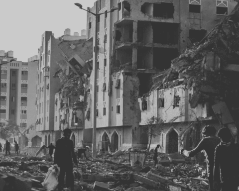 Los muertos en Gaza ascienden a más de 37 mil 300 por la guerra con Israel