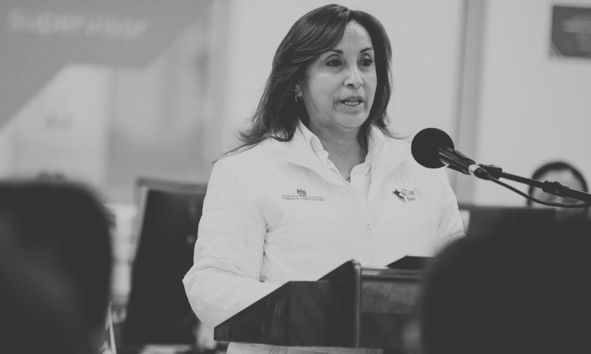 Perú promulga ley que impide acusar de corrupción a los partidos políticos