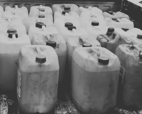 7 años de cárcel por posesión de 580 litros de metanfetamina líquida