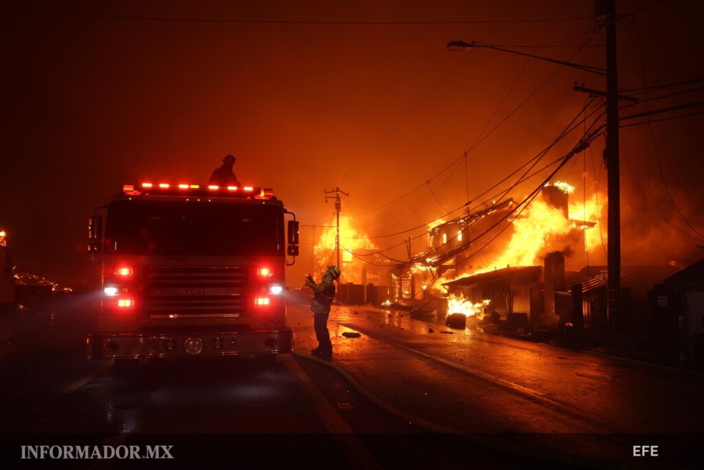 Alrededor de 30.000 personas evacuadas por incendio en Los Ángeles