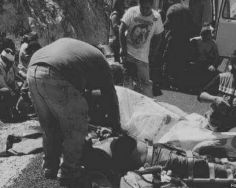 Tragedia en Oaxaca: 11 muertos y 30 heridos tras volcadura de autobús