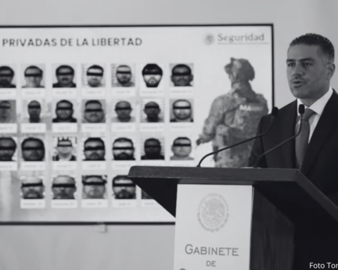 Extradición de 26 narcotraficantes a EU fue para evitar que continuaran operando desde la cárcel: Harfuch