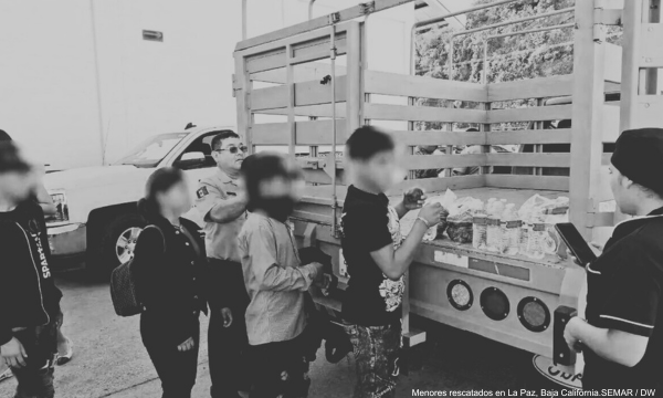 Rescatan a 28 menores de entre 13 y 17 años de edad que serian llevados a Sinaloa