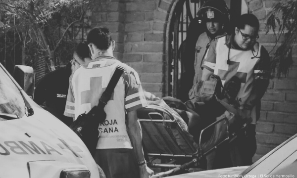 Se desprende techo de vivienda en Hermosillo; una mujer resulta herida