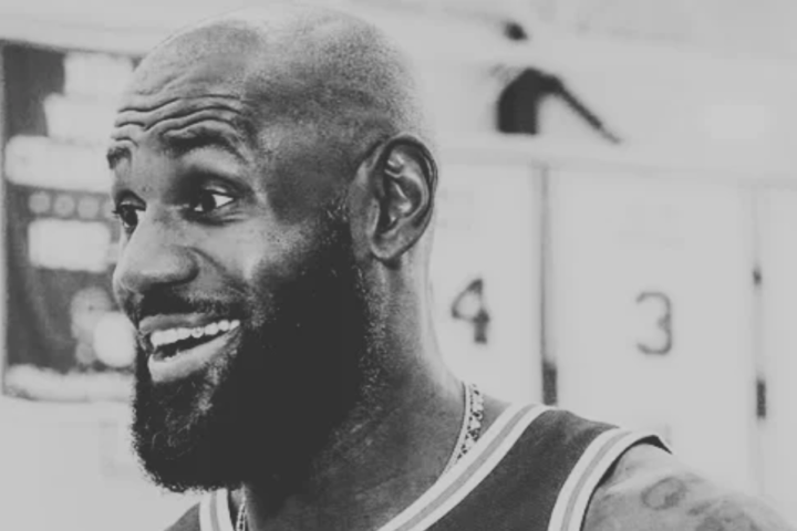 LeBron James responde al ataque de Trump con sarcasmo mordaz