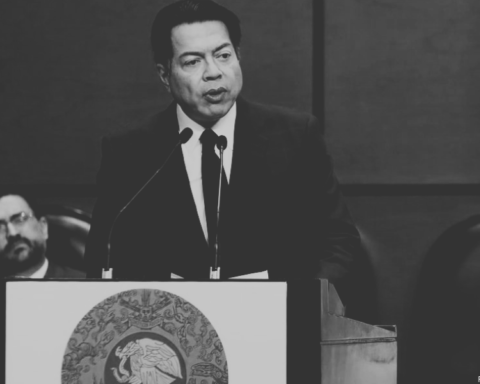 Mario Delgado celebra que erradicó la comida chatarra de las escuelas en un año